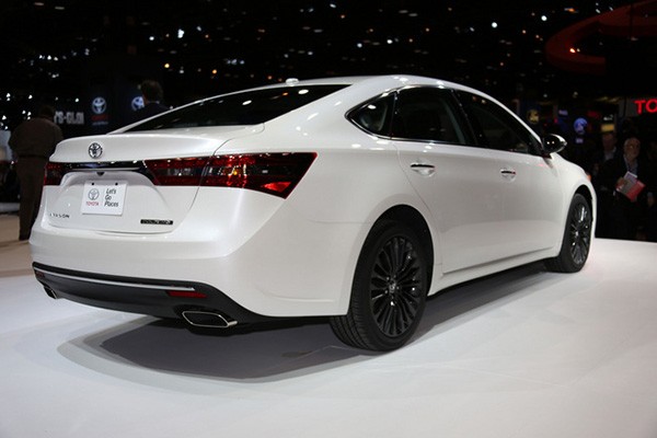 Toyota Avalon 2016: Thể thao và tiện nghi hơn - ảnh 1