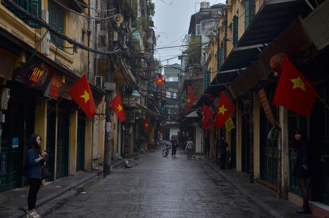 Có một Hà Nội thật lạ sáng mồng Một Tết - ảnh 3