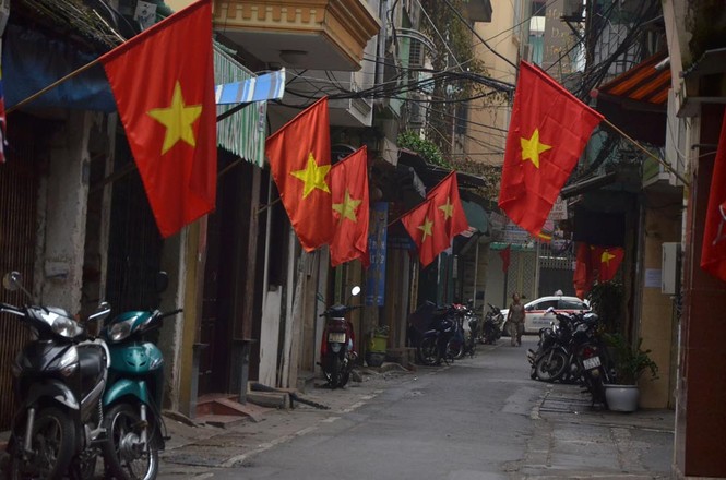 Có một Hà Nội thật lạ sáng mồng Một Tết - ảnh 6