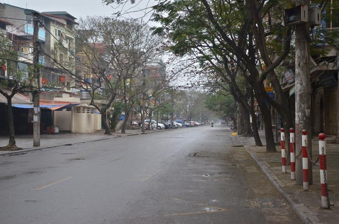 Có một Hà Nội thật lạ sáng mồng Một Tết - ảnh 11