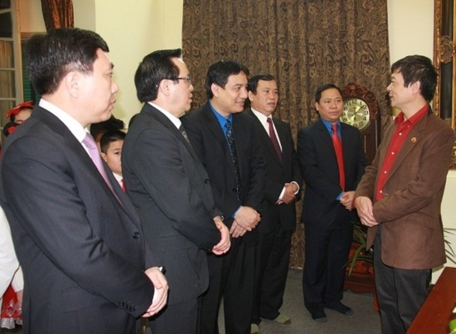 Ban Bí thư T.Ư Đoàn chúc Tết nguyên lãnh đạo Đảng, Nhà nước - ảnh 6