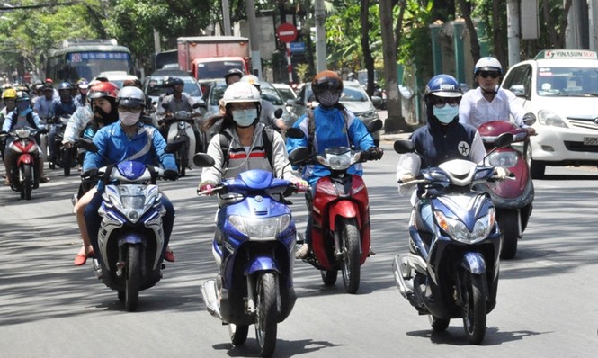 TPHCM: Chống nóng kiểu 'con nhà nghèo' - ảnh 1