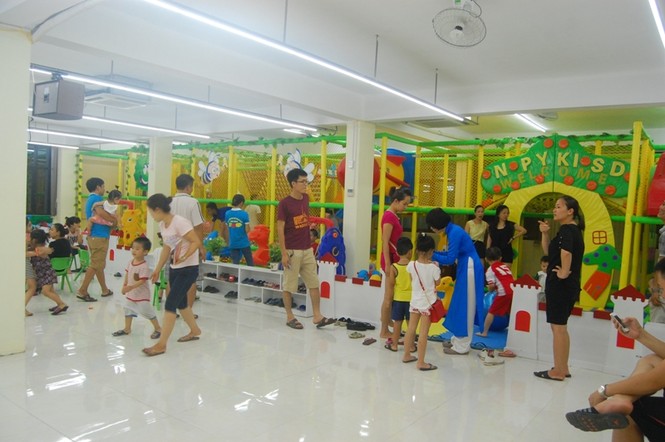 Khai trương khu vui chơi tại nhà sách Tiền Phong Thanh Hóa - ảnh 1