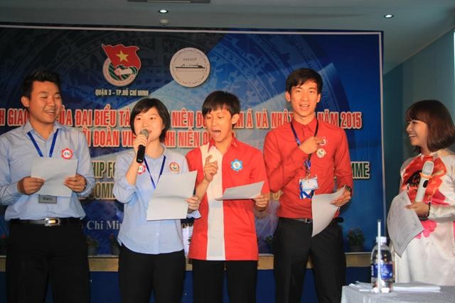 Đại biểu Tàu SSEAYP hát Trống cơm, học phát âm tiếng Việt... - ảnh 10