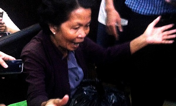 Phản ứng quyết liệt của mẹ nạn nhân bị giết, chặt xác phi tang - ảnh 1