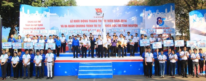 Thành đoàn TPHCM ra quân thực hiện Tháng thanh niên 2016 - ảnh 3