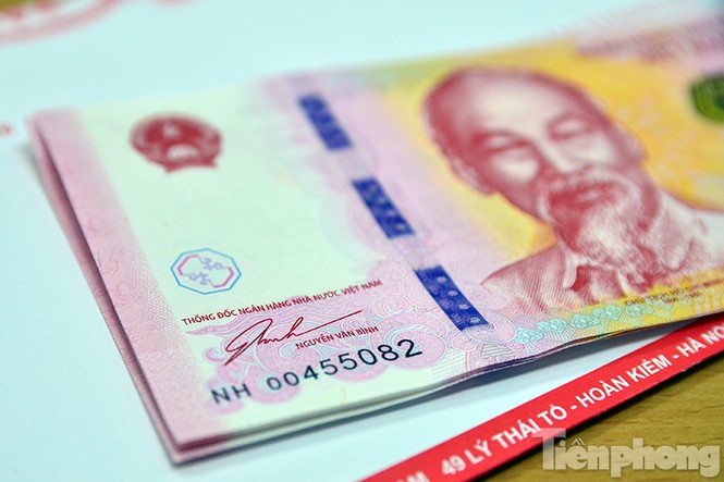 Trên tay tờ tiền đặc biệt của Ngân hàng Nhà nước - ảnh 12