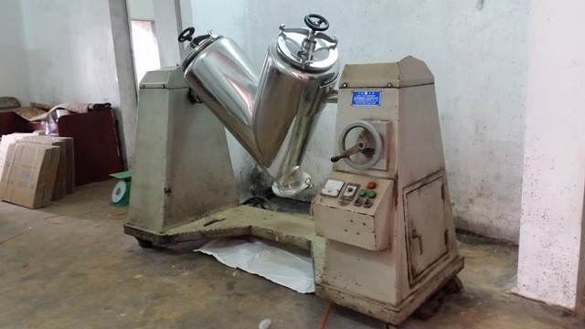 Phát hiện một công ty sản xuất thuốc thú y không đạt tiêu chuẩn - ảnh 2