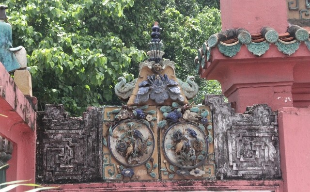 cận cảnh chùa ngọc hoàng - ảnh 13