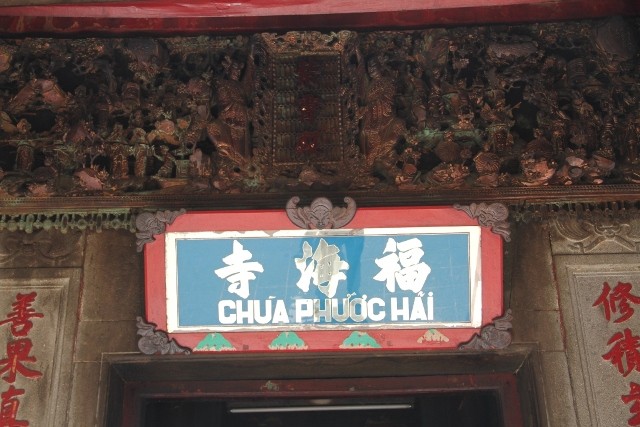 cận cảnh chùa ngọc hoàng - ảnh 17