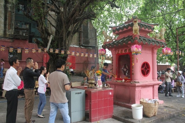 cận cảnh chùa ngọc hoàng - ảnh 1