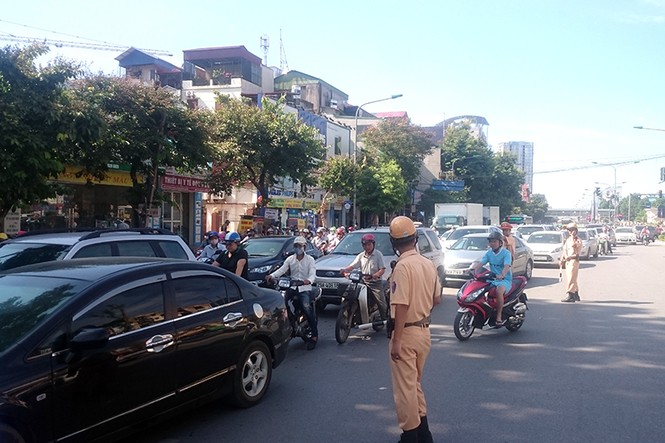 Nữ sinh bị ô tô cán tử vong lúc sáng sớm - ảnh 3