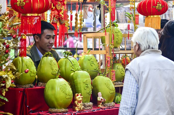 Gần 1 triệu đồng quả dừa hình gà dịp Tết - ảnh 11