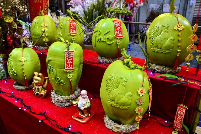 Gần 1 triệu đồng quả dừa hình gà dịp Tết - ảnh 2