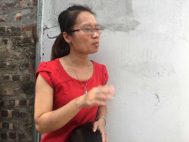 Chồng vẫn xuống tay giết vợ dù hàng xóm cầu xin tha mạng - ảnh 1