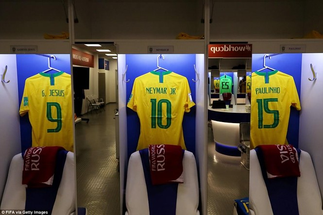 Bí mật trong phòng thay đồ của các ngôi sao World Cup - ảnh 8