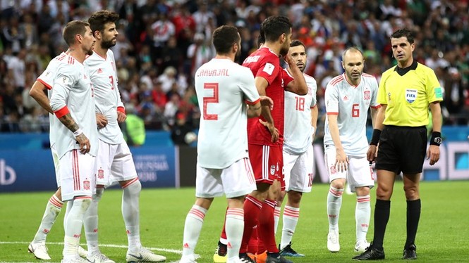 Kết quả Tây Ban Nha vs Iran (tỷ số 1-0): Costa ăn may - ảnh 4