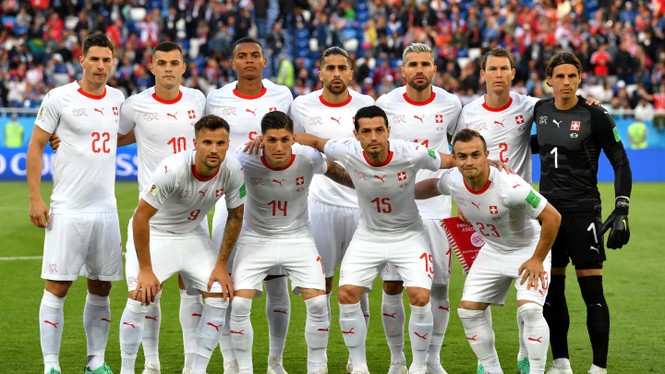 'Messi Thụy Sĩ' rực sáng với 'bàn thắng vàng' hạ Serbia - ảnh 3