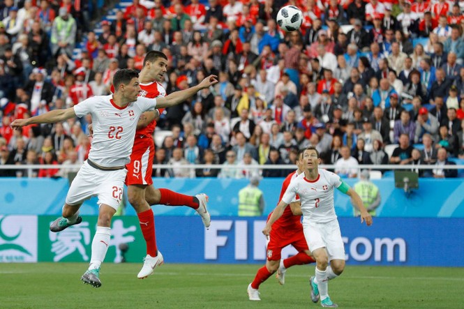 'Messi Thụy Sĩ' rực sáng với 'bàn thắng vàng' hạ Serbia - ảnh 6