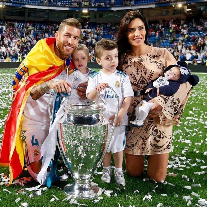 Bà xã Sergio Ramos thả dáng trong loạt ảnh bikini - ảnh 6