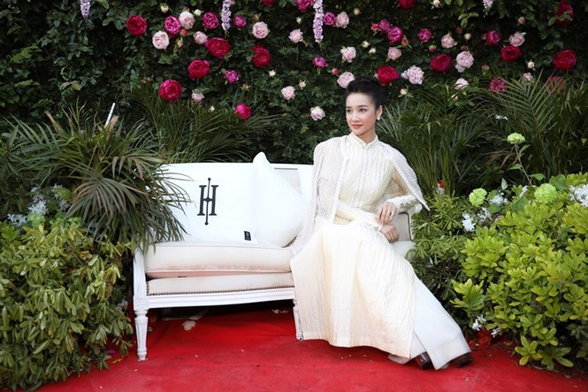 Nhã Phương thu hút tại Cannes, nhận thêm tin vui mới - ảnh 4