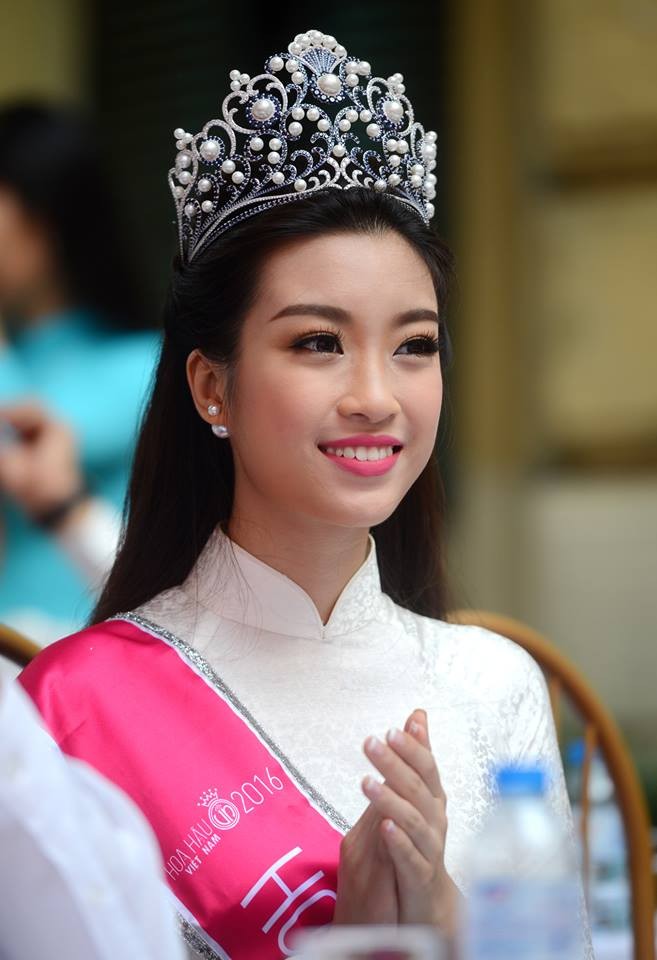 Chủ tịch nước đánh trống khai giảng năm học mới - ảnh 23