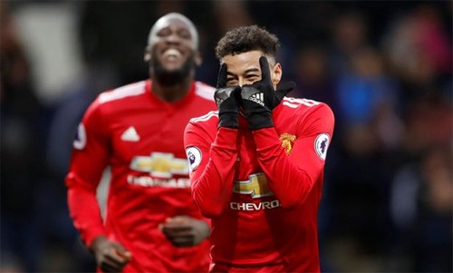 Sao trẻ M.U sắm iPhone mạ vàng khi được dự World Cup - ảnh 1