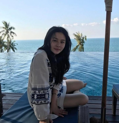 Nhan sắc ‘van người mê’ của con gái nữ hoàng 18+ Khâu Thục Trinh - ảnh 6