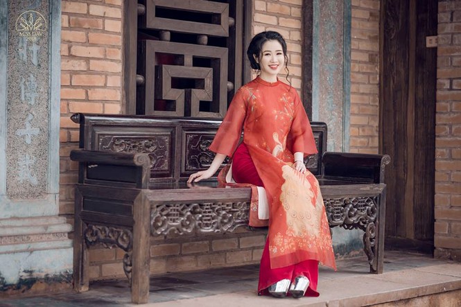 Cận cảnh nhan sắc tân Hoa khôi Học viện Ngoại Giao 2018 - ảnh 4