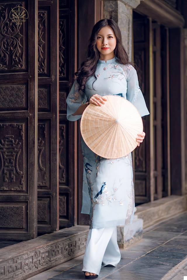 Cận cảnh nhan sắc tân Hoa khôi Học viện Ngoại Giao 2018 - ảnh 13
