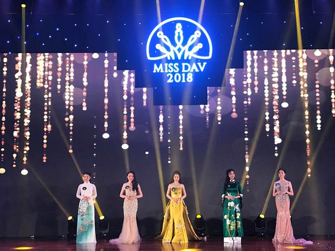 Cận cảnh nhan sắc tân Hoa khôi Học viện Ngoại Giao 2018 - ảnh 15