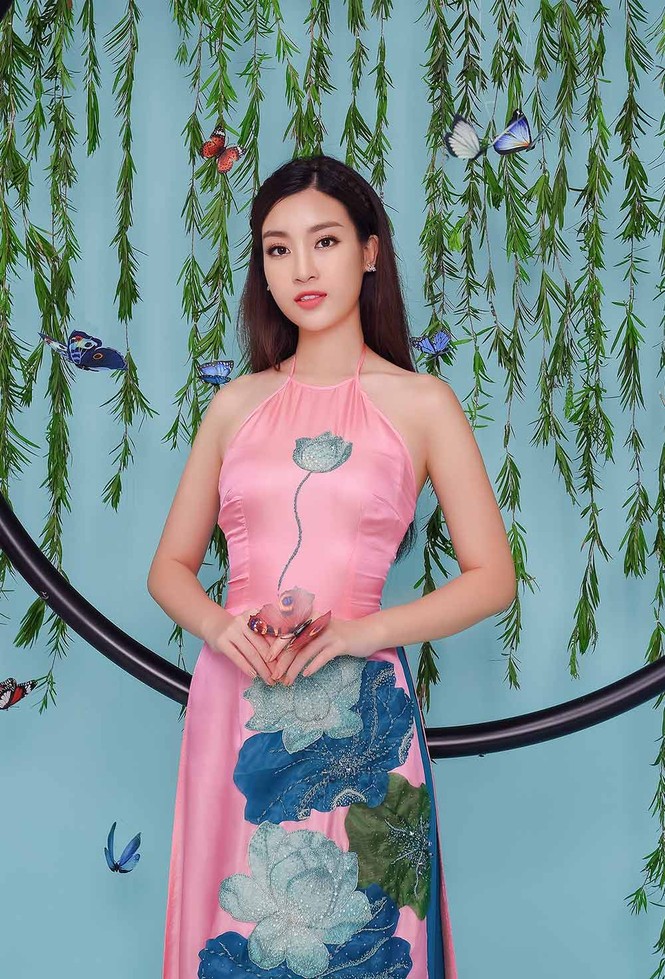 Đỗ Mỹ Linh gây thương nhớ với áo dài duyên dáng - ảnh 5