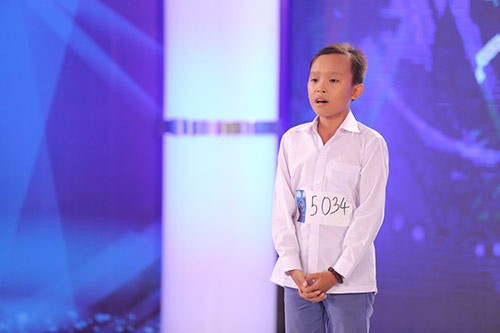 'Cậu bé hát đám cưới' được gặp thần tượng Phi Nhung - ảnh 1