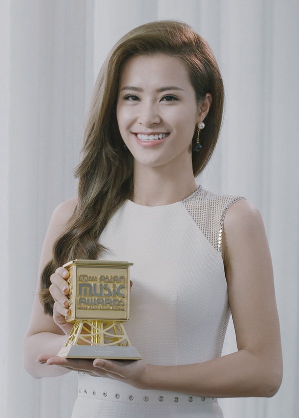 đông nhi lọt top forbes - ảnh 2