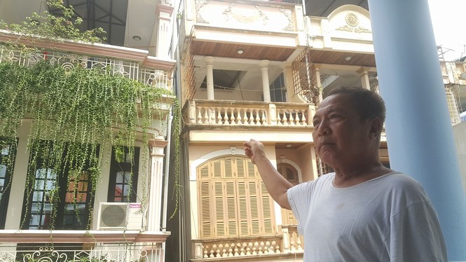 Nhà 4 tầng nghiêng như tháp Pisa, chực sập giữa Thủ đô - ảnh 2