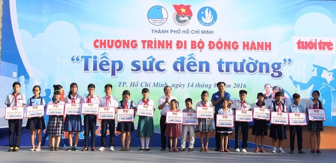 Thêm 11 tỷ đồng hỗ trợ học sinh sinh viên - ảnh 2
