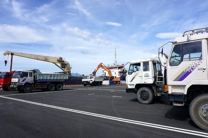 Tàu đầu tiên ăn hàng ở Cảng quốc tế Cam Ranh - ảnh 5