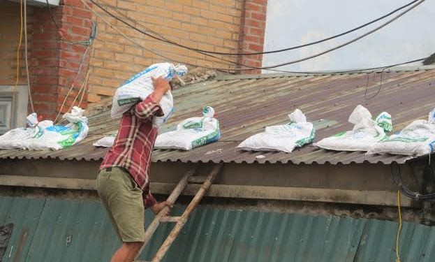 Bão số 3 vào Hà Nội suy yếu thành áp thấp nhiệt đới - ảnh 34