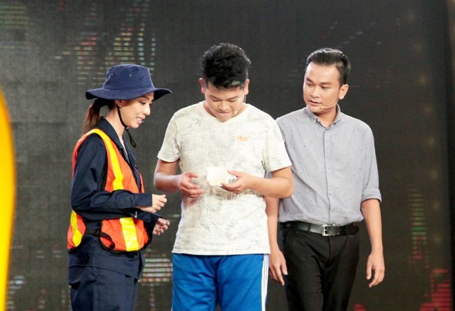 Hỗ trợ học trò, Trấn Thành thẳng tay tát Minh Hằng - ảnh 3