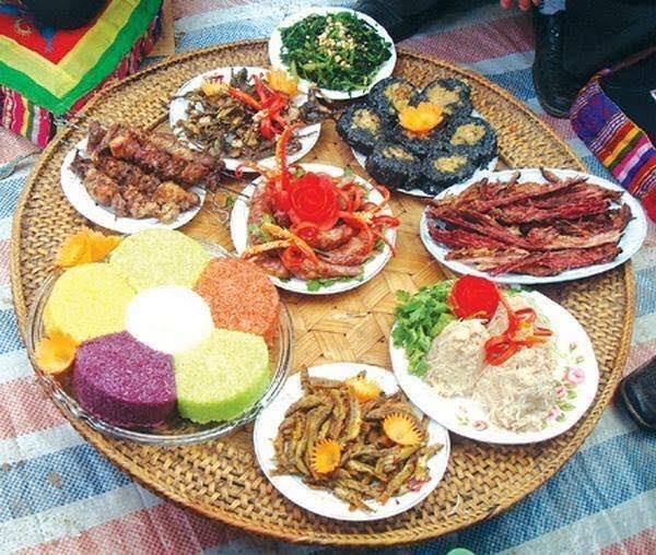 Hấp dẫn đặc sản ẩm thực vùng cao Nghĩa Lộ - ảnh 1