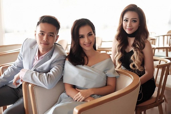 Nhật Hào bị móc điện thoại trong đám tang Minh Thuận - ảnh 3