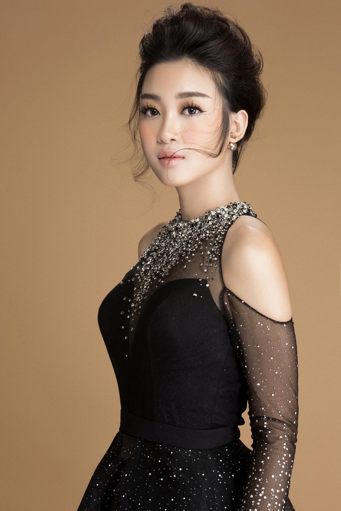 hoa hậu mỹ linh - ảnh 1