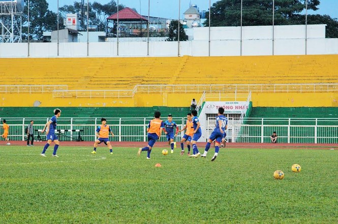 Công Phượng lao vào tập luyện để quên sầu - ảnh 3