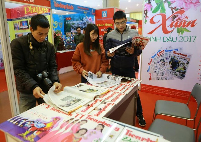 Tiền Phong tham gia Hội báo Xuân Hà Nội 2017 - ảnh 2