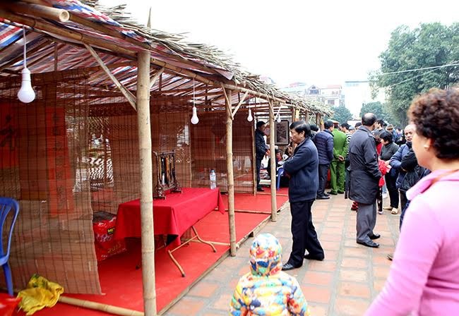 Gần 100 ông đồ đã qua 'sát hạch' cho chữ ở Văn Miếu - ảnh 5