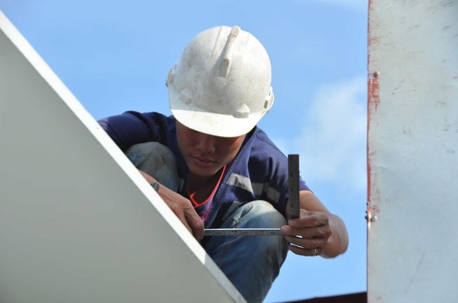 Công nhân xây dựng Cầu Vàm Cống làm việc xuyên Tết - ảnh 14