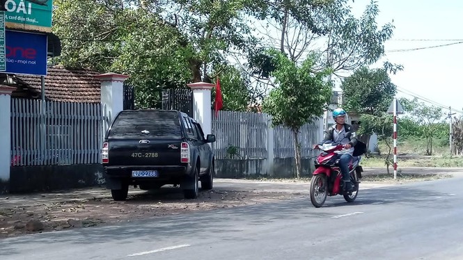 Đắk Lắk: Mùng 4, dùng xe công đi chúc Tết - ảnh 1