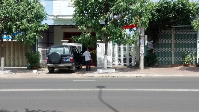Đắk Lắk: Mùng 4, dùng xe công đi chúc Tết - ảnh 2