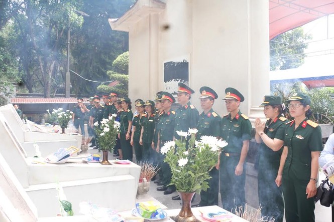 Hành trình đến với những Địa chỉ đỏ - ảnh 4