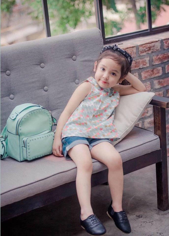Diễn viên nhí ‘Ngược chiều nước mắt’ đẹp như thiên thần - ảnh 8